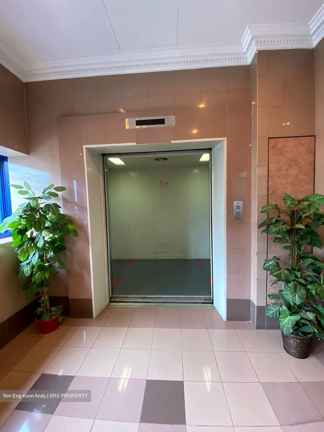 Crystal Time Building (D13), Factory #417759951